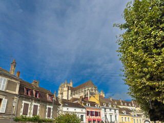 Cultural Heritage Explored: Discovering Auxerre's Timeless Street Scenes