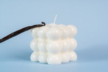 A natural soy candle in the form of the bubble and vanilla