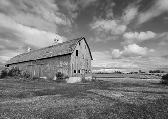 Gordijnen Old Barn Rural Iowa  BW © Sandra J Photography