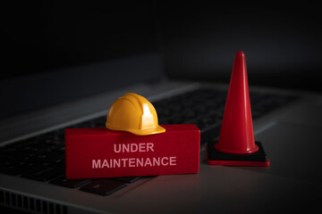 system under maintenance message, website under contruction and update