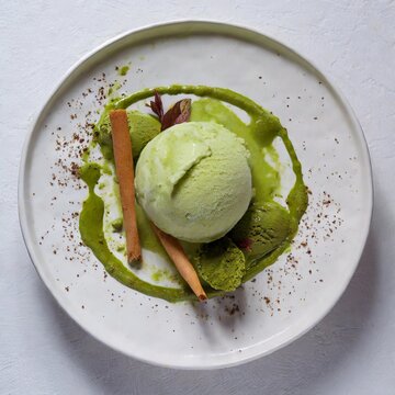 Postre con helado. Vista desde arriba. Cenital. fondo blanco. Fotograf&iacute;a de postre. Postre delicioso.