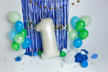 birthday balloons. first birthday. Blue and green balls. holiday photo booth. big ball unit. phozone
