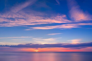 Fototapeta na wymiar 美しいトワイライトのピンク色の空と海の景色
