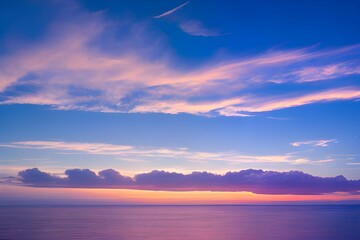 Naklejka na ściany i meble 美しいトワイライトのピンク色の空と海の景色