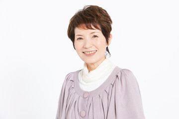 笑顔のシニア女性のポートレート