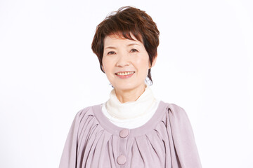 笑顔のシニア女性のポートレート