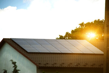 Solar power energy on the roof to a standard house