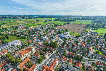 Fototapeta na wymiar Die Stadt Grafing bei München im Luftbild
