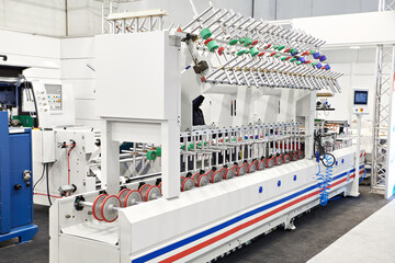Wooden profile wrapping machine
