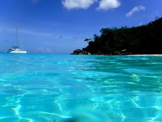 Obraz premium Seychelles, Praslin island, Anse Lazio beach