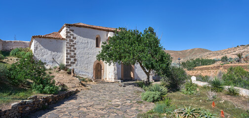 Ermita de San Diego in Betancuria, Fuerteventura, Kanarische Inseln - Panorama mit Garten