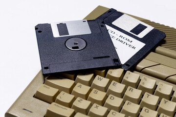 Old 16-bit computers primitive computers from the 1980s and 1990s