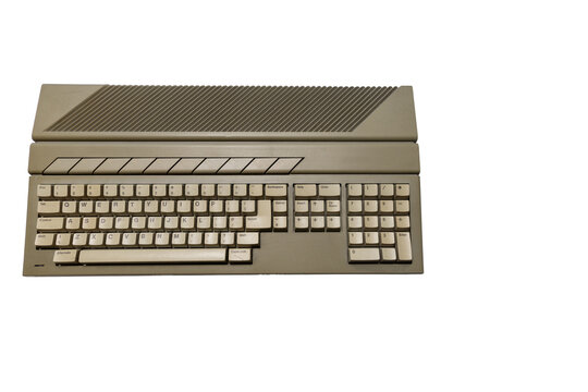 Old 16-bit computers primitive computers from the 1980s and 1990s