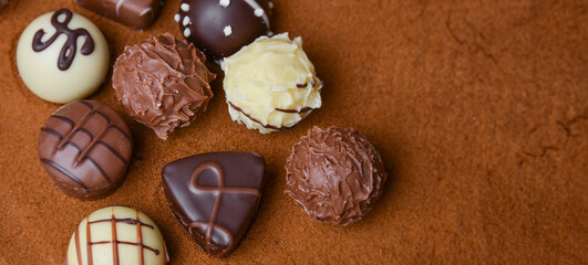 chocolade pralines close up