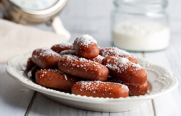 Traditional delicious Turkish dessert; Bagdad date dessert (Turkish name; Bagdat hurma tatlisi) A local dessert It is a dessert unique to Bursa province.