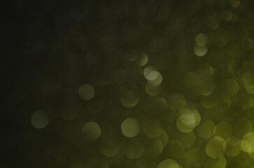 Fondo verde oliva oscuro con luces efecto bokeh ideal para diseño de navidad/fin de...