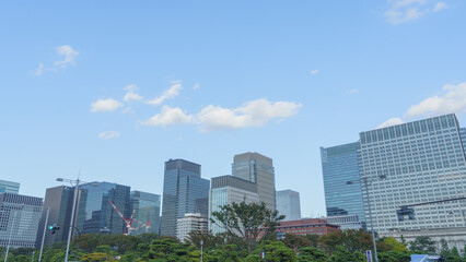 Fototapeta na wymiar 【日本・東京】皇居前から見た東京・丸の内オフィス街