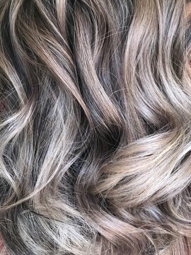 cabello rizado