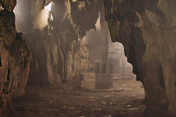 vietnam buddha caves, da nang - 682722477