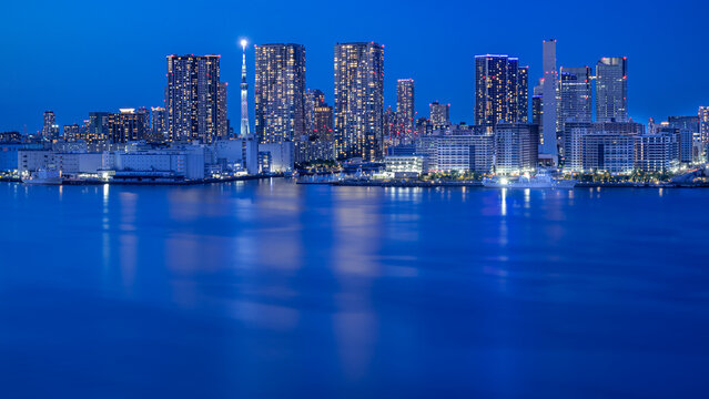Tokyo skyline at night with Tokyo Skytree