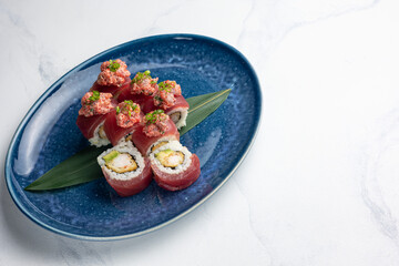 Japanese cuisine. Tuna avocado sushi hand rolls