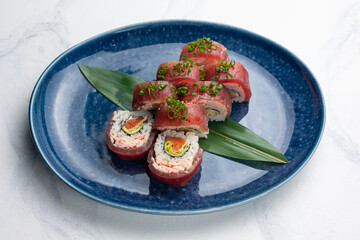 Japanese cuisine. Tuna avocado sushi hand rolls