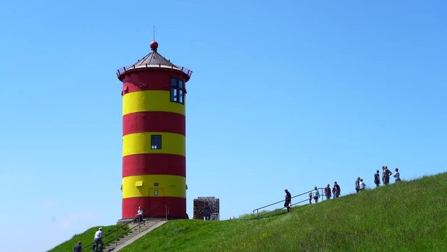 Pilsumer Leuchtturm, Krummhörn, Ostfriesland, Deutschland 