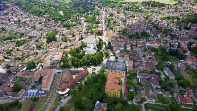 Drone flight above Sremski Karlovci featuring church, school and residential district