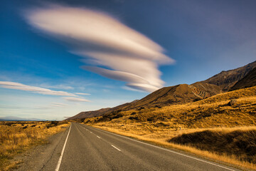 unusual cloudscape over the highway on the way to Mt Cook National Park