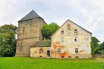 Obraz premium Medieval Ducal Tower in Siedlęcin, Poland
