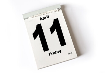 11 . April 2025