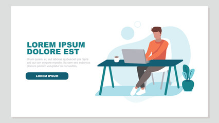 Eine Person sitzt entspannt an ihrem Schreibtisch und arbeitet am Laptop - Home Office Konzept