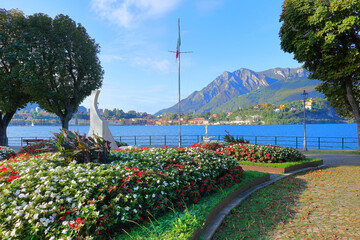 veduta di lecco e il lago in italia, view of lecco and its lake in italy 