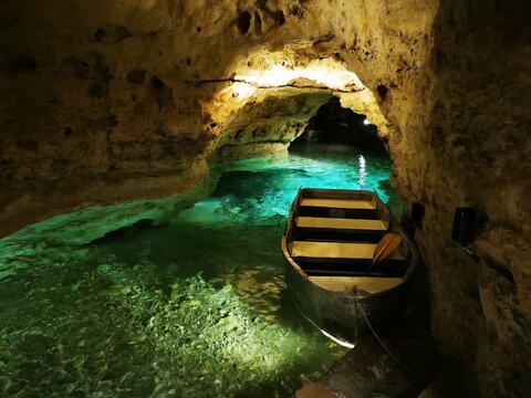 Tapolca spring cave