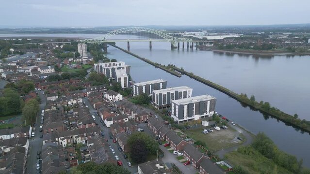 The Decks apartment blocks, Runcorn, Cheshire, Runcorn, Cheshire, England, slow approach view