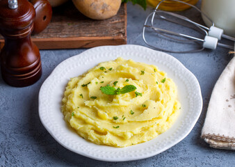 Serving of creamy mashed potato made from boiled potatoes