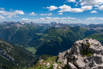 Challenging mountain tour to the Biberkopf summit in the Allgäu Alps