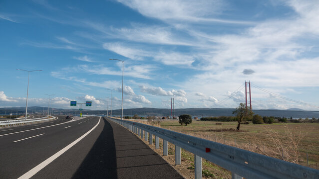 The 1915 &Ccedil;anakkale Bridge (Turkish: 1915 &Ccedil;anakkale K&ouml;pr&uuml;s&uuml;) is a road suspension bridge in the province of &Ccedil;anakkale in northwestern Turkey. Situated just south of the coastal towns of Lapseki and Gel