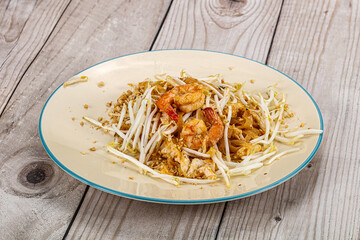 Pad thai - noodle with shrimps