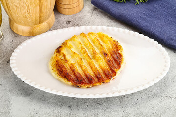 Grilled Greek traditional cheese - haloumi