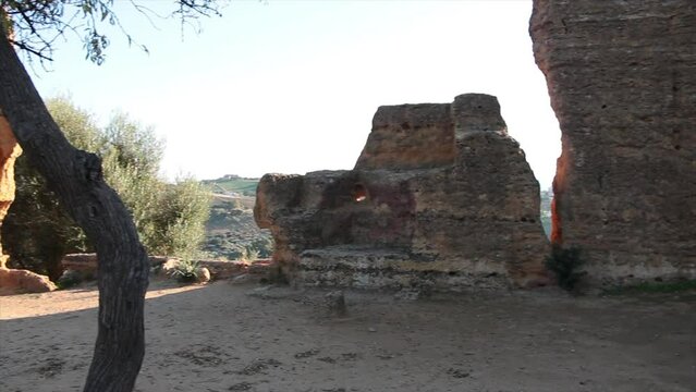 agrigento sicily italy mountain top mountaintop cliff ancient ruins by temple of juno concordia pillars