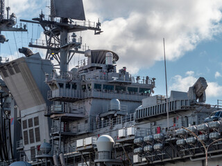 アメリカ級強襲揚陸艦「アメリカ」の艦橋