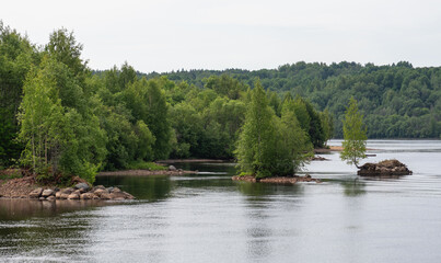 Fototapeta na wymiar Rifts on the Svir River