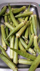 Okra in bowl 