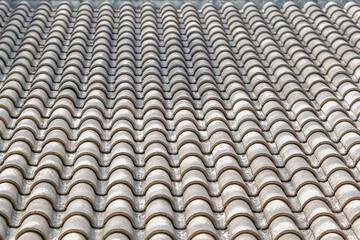 Toiture de tuiles canal