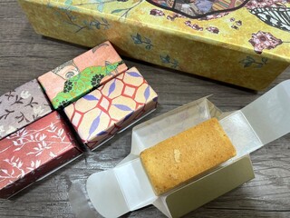 台湾大倉ホテルのパイナップルケーキ