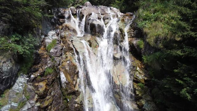 Cascate del V&ograve;
