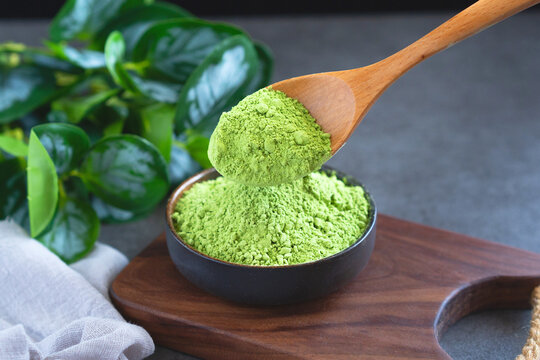 Beautiful images of matcha and matcha drinks, how to prepare matcha tea in the studio