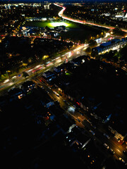 Obraz premium Aerial View of Illuminated British City of England During Night