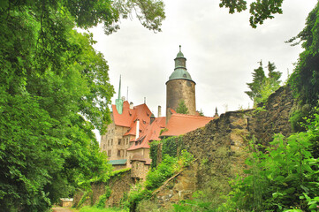 Fototapeta na wymiar Czocha Castle ( German: Tzschocha) - a defensive castle in the village of Sucha in Poland